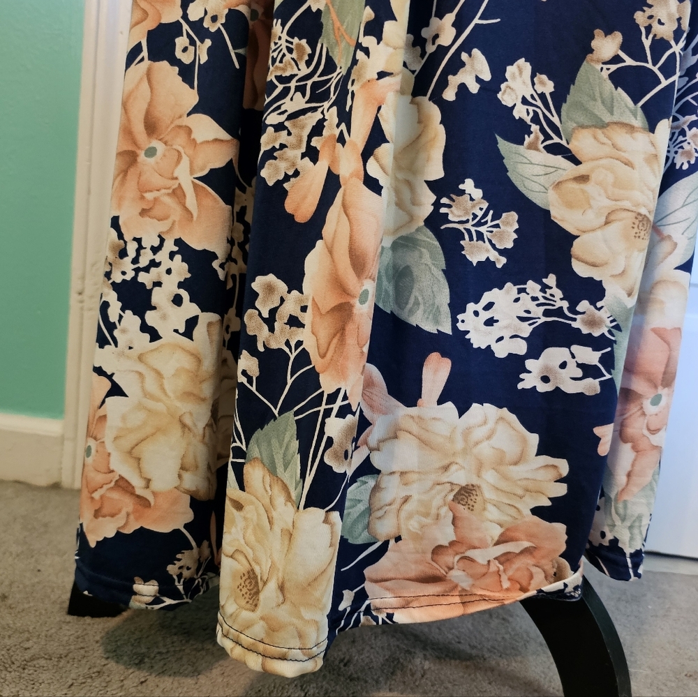 Liebeye Women's Blue and Cream Floral Strapless Maxi Dress Sz L - Picture 5 of 14